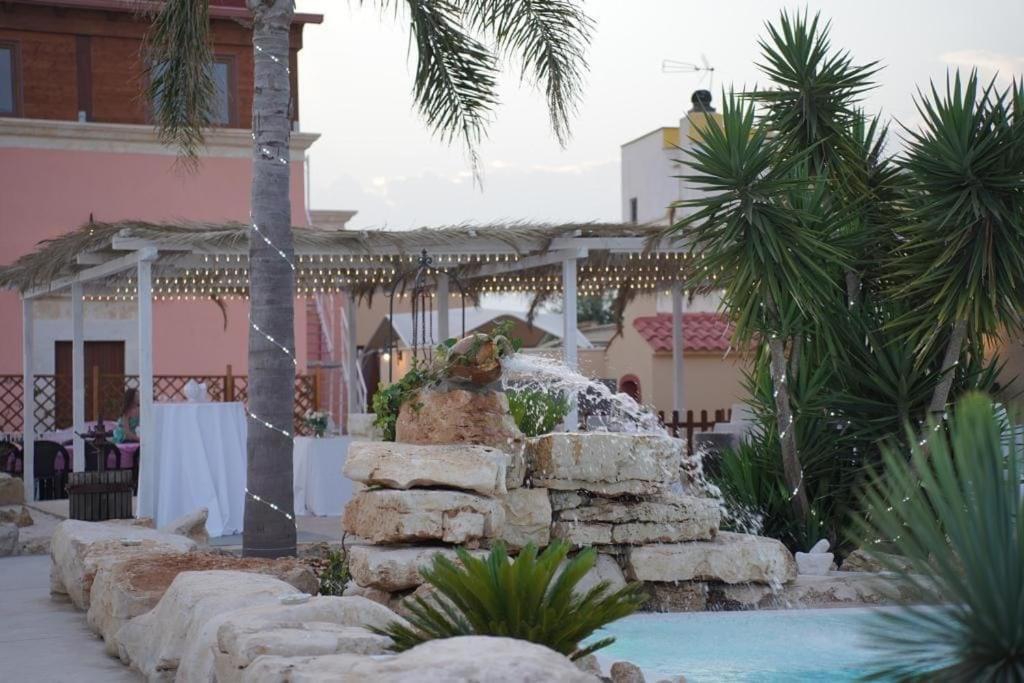 Hotel Il Germoglio Bisceglie Exterior foto